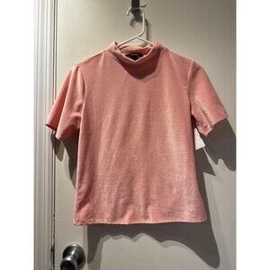 Forever 21 pink velvet shirt size medium